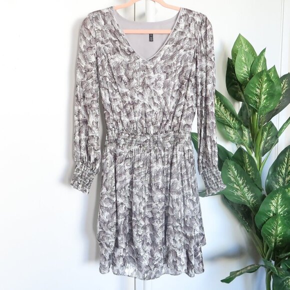 White House Silver Metallic Long Sleeve Petite Smocked Blouson Mini Dress XXS - Picture 6 of 14